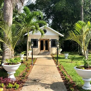 Hotel Coral Seas Garden